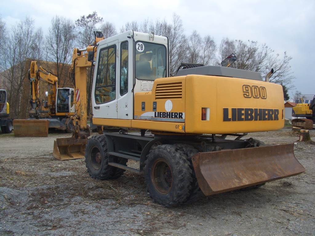 Экскаватор Liebherr A900 - услуги, аренда